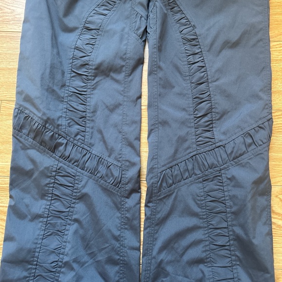 Lululemon tech pants - Picture 5 of 7